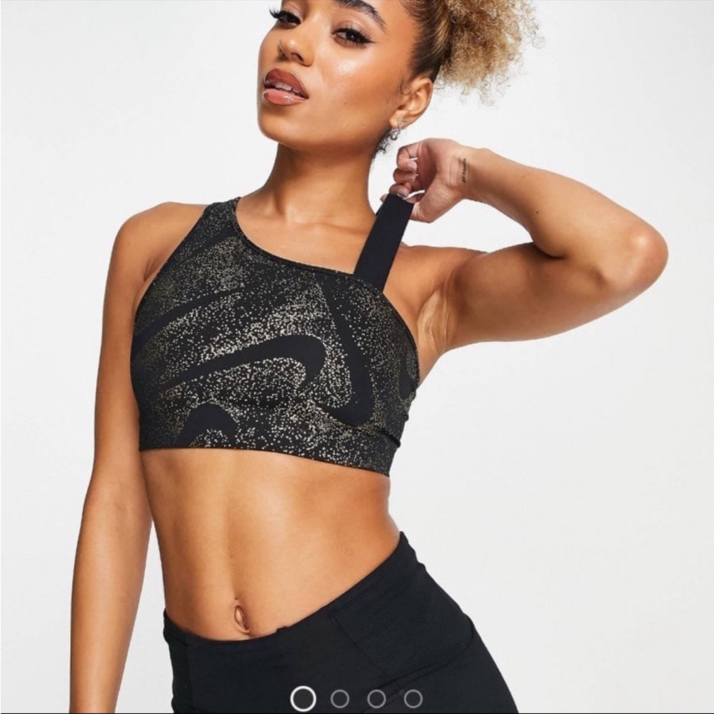 Black and Gold Nike Sports Bra NWT sz S